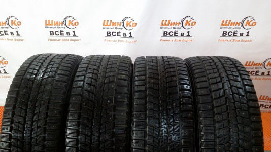 Шины зимние шипованные б/у Dunlop SP Winter Ice 01 205/55 R16 94T