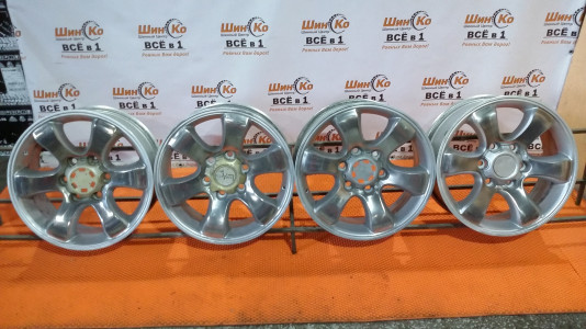 Диск литой б/у TOYOTA R17