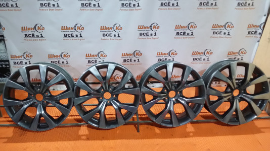 Диск литой б/у CHERY R18