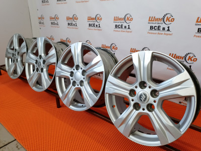 Диск литой б/у RENAULT R16