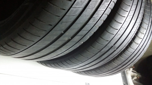 Шины летние б/у Michelin Primacy 3 215/50 R17 95W