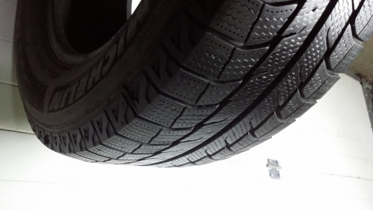 Шины зимние нешипованные б/у Michelin Latitude XIce 2 245/65 R17 107H