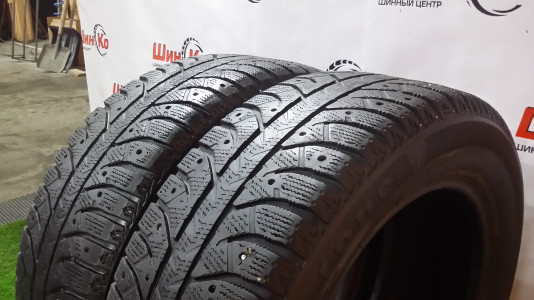 Шины зимние шипованные б/у Firestone Ice Cruiser 7 185/60 R15 84T