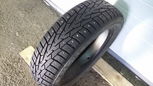 Шины зимние шипованные б/у Nokian Hakkapeliitta 7 155/65 R14 75T
