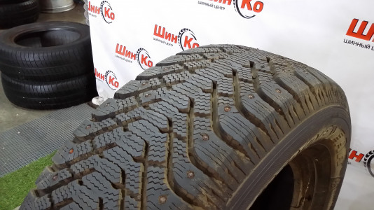 Шины зимние шипованные б/у Goodyear Ultra Grip 500 255/65 R17 110T