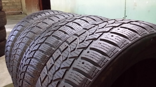 Шины зимние шипованные б/у Tigar Sigura Stud 225/55 R17 101T