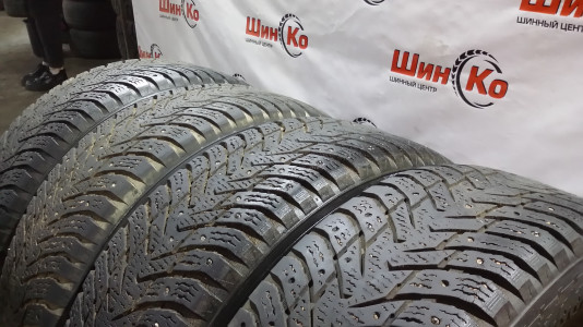 Шины зимние шипованные б/у Nokian Hakkapeliitta 8 SUV 225/65 R17 106T
