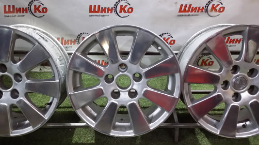 Диск литой б/у TOYOTA R16