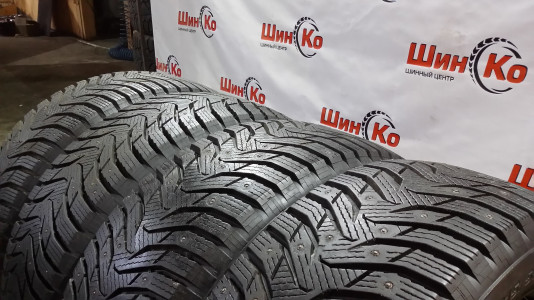 Шины зимние шипованные б/у Marshal WinterCraft Ice Wi31 215/55 R17 98T