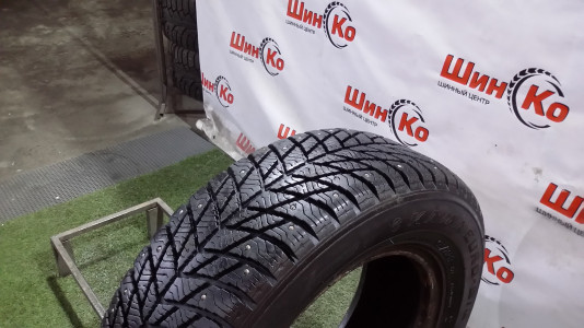Шины зимние шипованные б/у Kama Euro518 175/70 R13 82T
