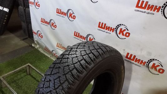 Шины зимние шипованные б/у Gislaved Nord Frost 3 175/70 R13 82Q
