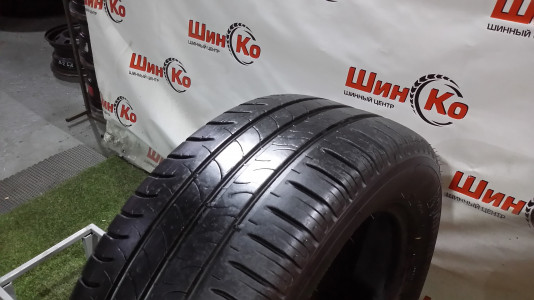 Шины летние б/у Michelin Energy Saver 215/55 R16 93V
