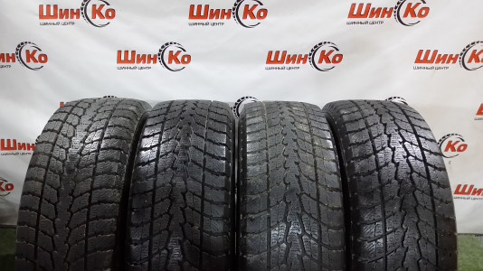 Шины зимние нешипованные б/у Toyo Winter Tranpath S1 225/65 R17 102Q