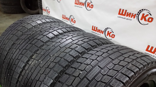 Шины зимние нешипованные б/у Yokohama IceGuard IG20 215/55 R17 94T