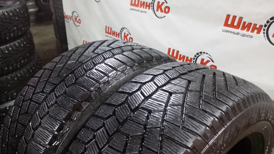Шины зимние нешипованные б/у Gislaved Soft Frost 200 SUV 235/55 R17 103T